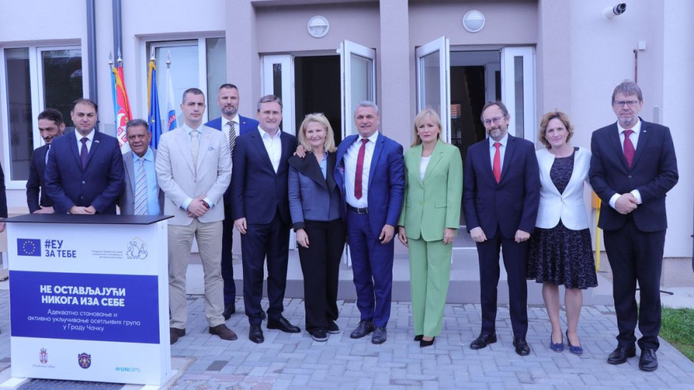 Uručeni ključevi stanova korisnicima socijalnog stanovanja u Čačku